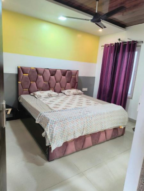 Diamond divine rooms a family homestay